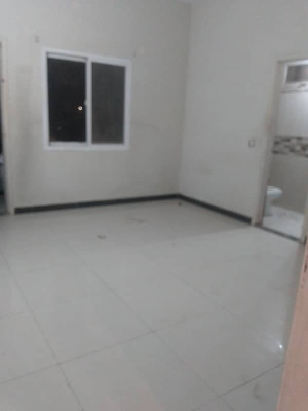 3 bed dd portion available for rent in north Karachi 5