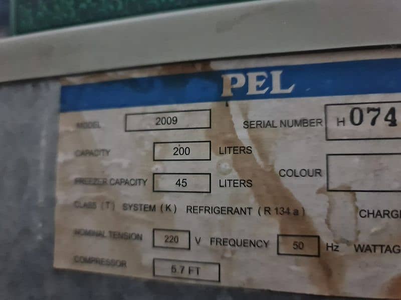 Pel Refigirator (Small Size) in best Condition 1