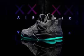 Nike air Jordan 4 retro (Glow in dark soul)