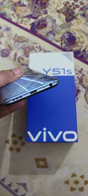 vivo Y51s 4