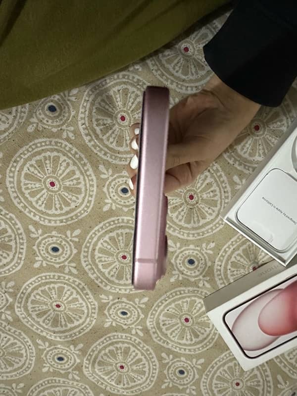 Iphone 15 jv 128 gb pink 100% battery health 5