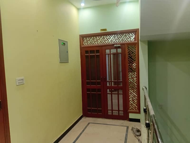 200 Sq. Yd. 2 Master Bed Room Lounge Terrace 2nd Floor House For Rent at Kaneez Fatima Society Sector 16A Near By Karachi University Scheme - 33 Karachi . 10