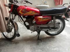 Honda 125 Karachi num.