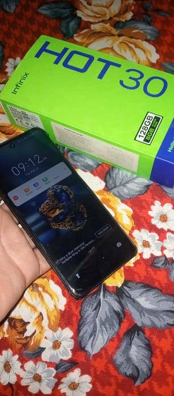 infinix hot 30 condition 10/9 working 100% 8/128gb 4