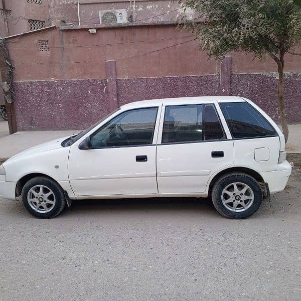 Suzuki Cultus 2016 1