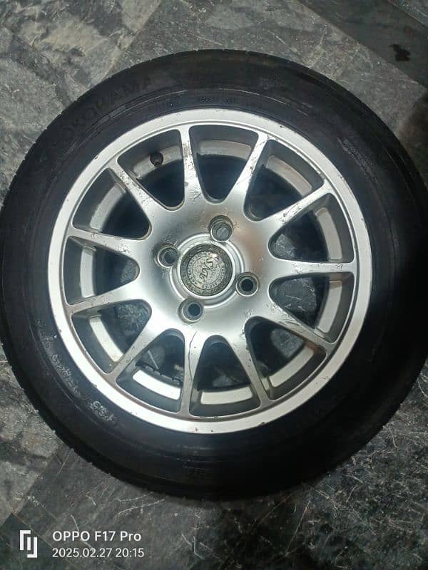 Yokohama tyer with rim 13 inch 0