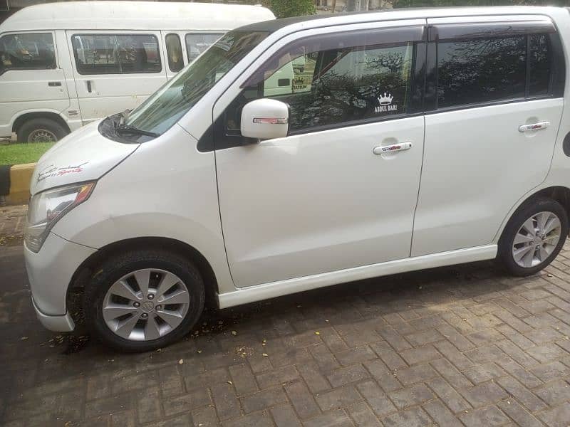 Suzuki Wagon R 2011 3