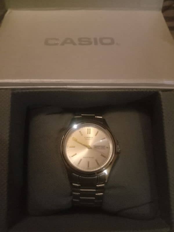 Casio MTP-1239D-7A men's watch with original box and legal stamp 6