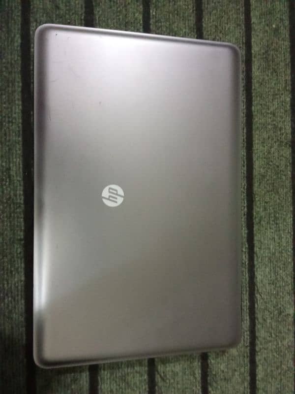 HP core i5 laptop 8