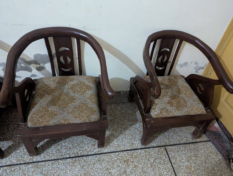 Bed room 5 Seater wooden sofa set for sale 1