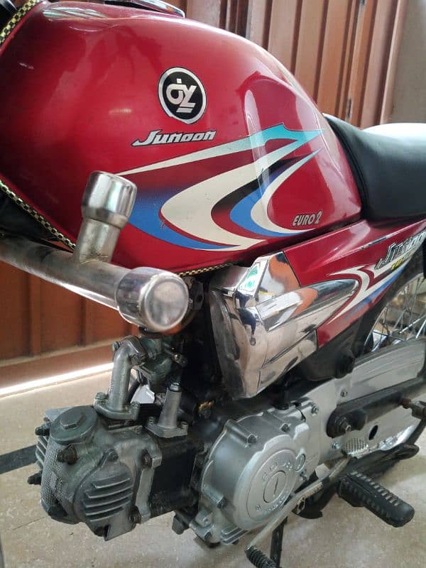 Yamaha Junoon Lush Condition 0