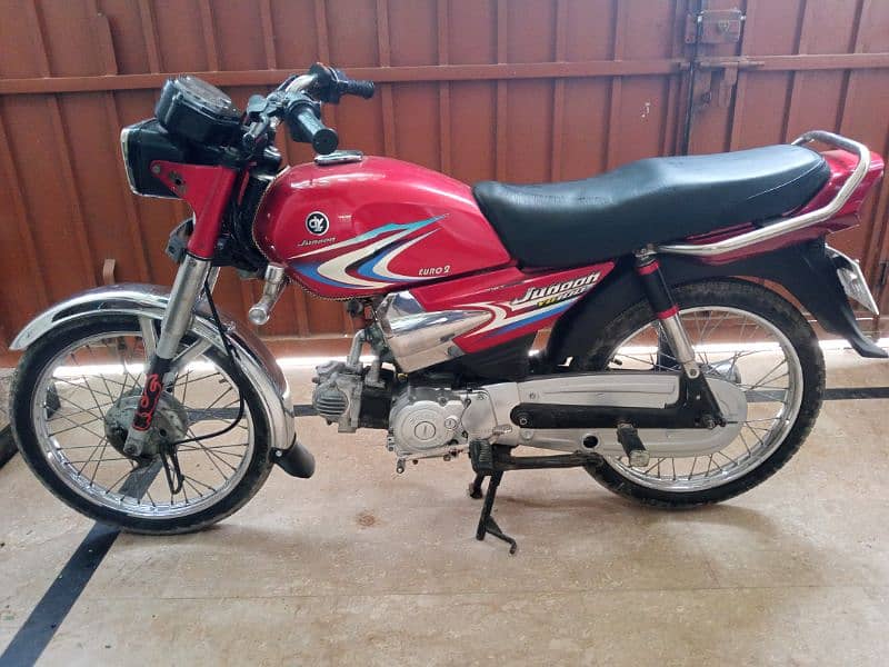 Yamaha Junoon Lush Condition 1