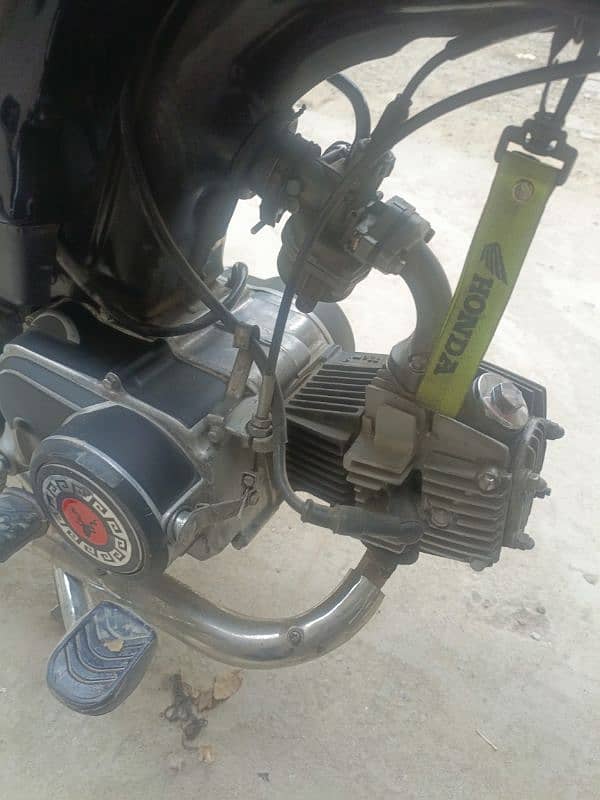 HONDA CD 70 2013 GOOD CONDITION 2