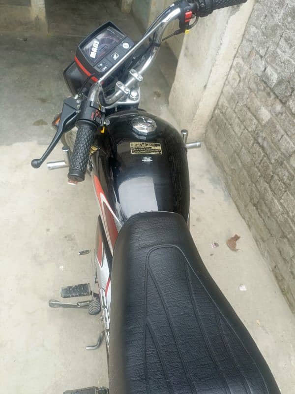 HONDA CD 70 2013 GOOD CONDITION 6