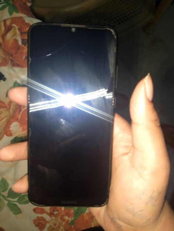 Huawei y6s for sell 9