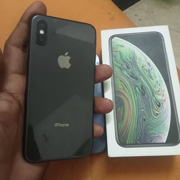 iphone XS 64 gb Exchange possiable 3