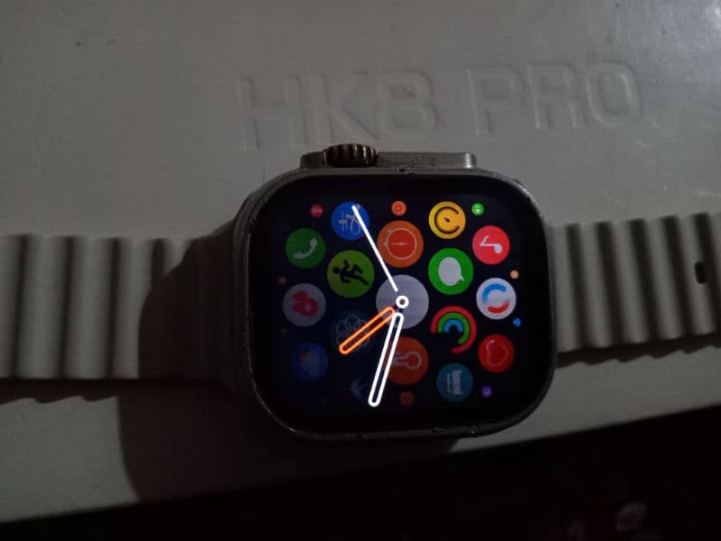 HK8  PRO Smart Watch 4