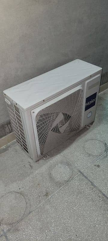 Haier Dc inverter 1.5 ton 3