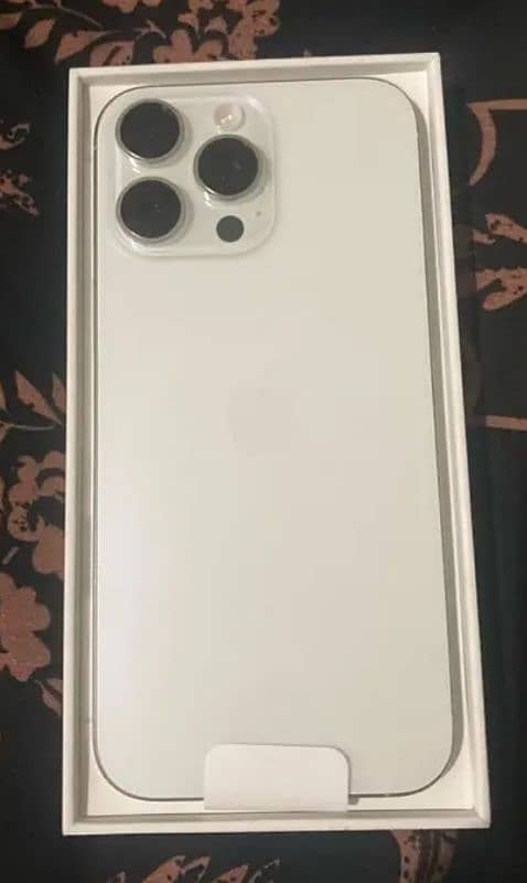 iphone 16 pro max Jv Canada model white titanium 0