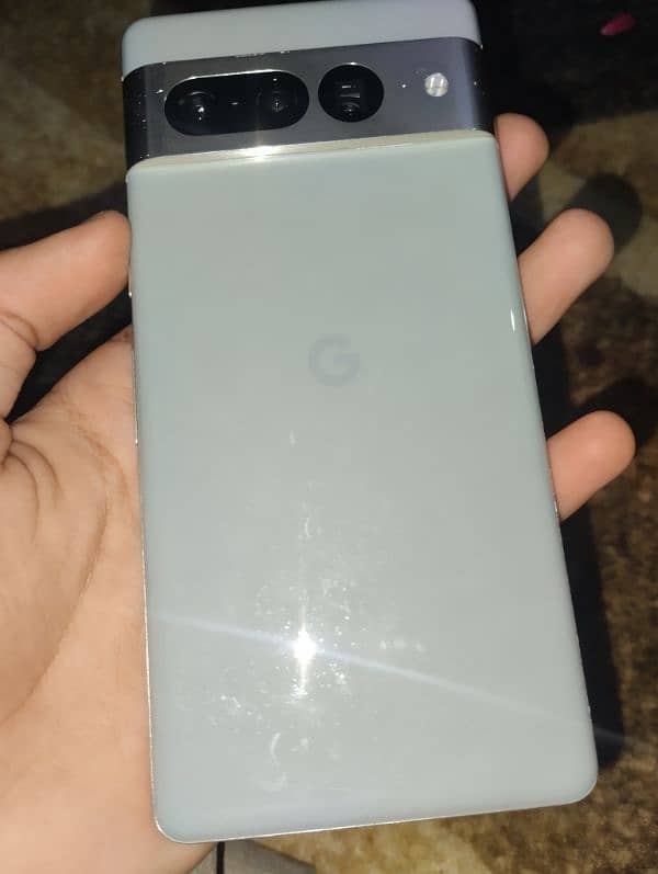 Google pixel 7 pro New 0