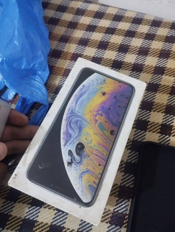 iPhone xs PTA approved 4