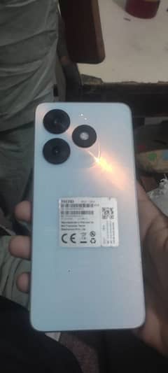 Tecno spark 20 c