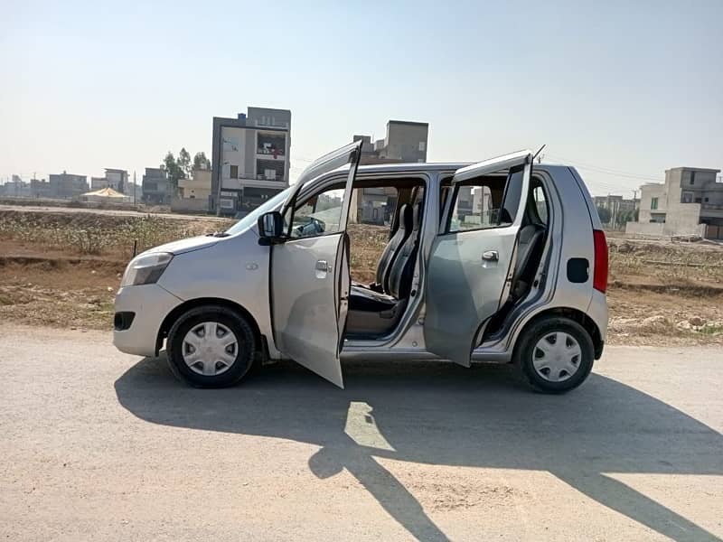 Suzuki Wagon R 2018 8