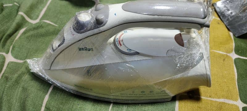 imported steam iron 1