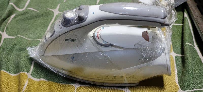 imported steam iron 2