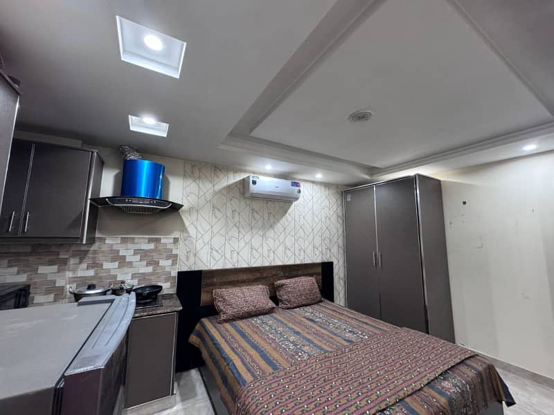 Studio Fully Furnished Luxury Apartment For Sale In Bahria Town Lahore 3