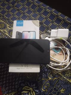 Vivo Y91 with Box Charger