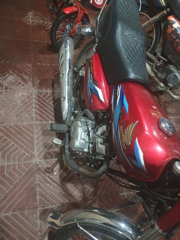 Honda cg125 red 2024 3