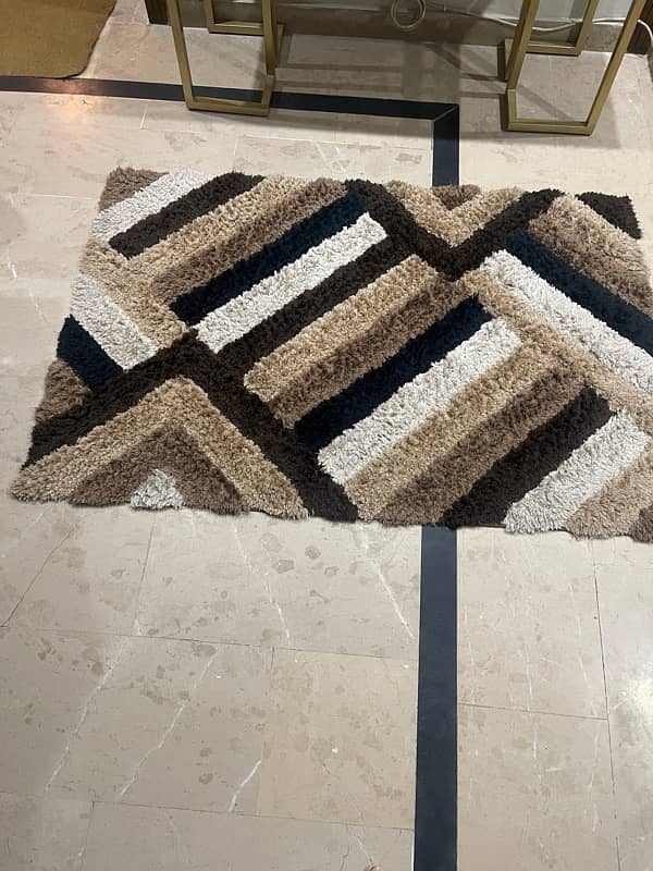 centre rug 1