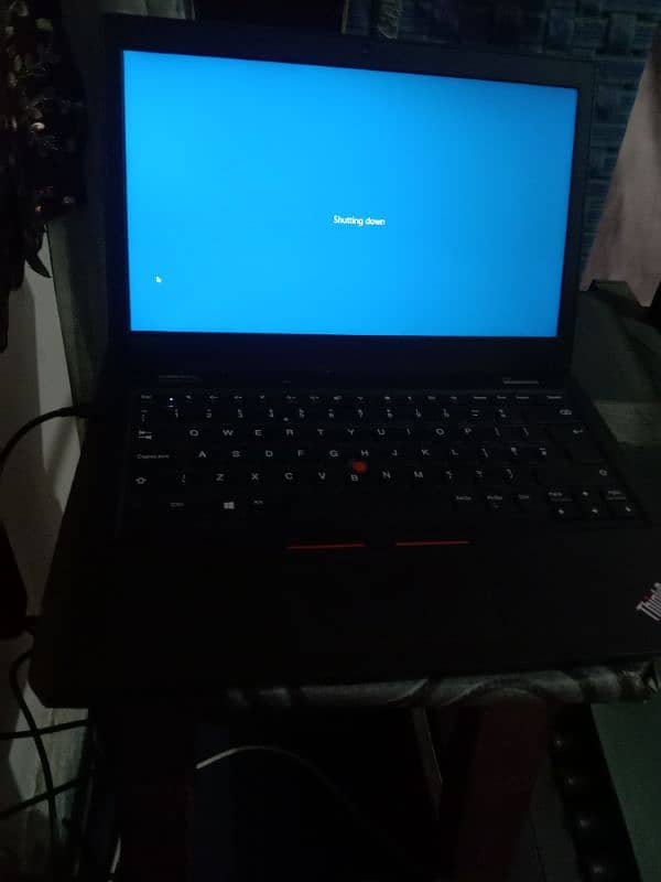 Lenovo brand laptop used almost new few days used 5