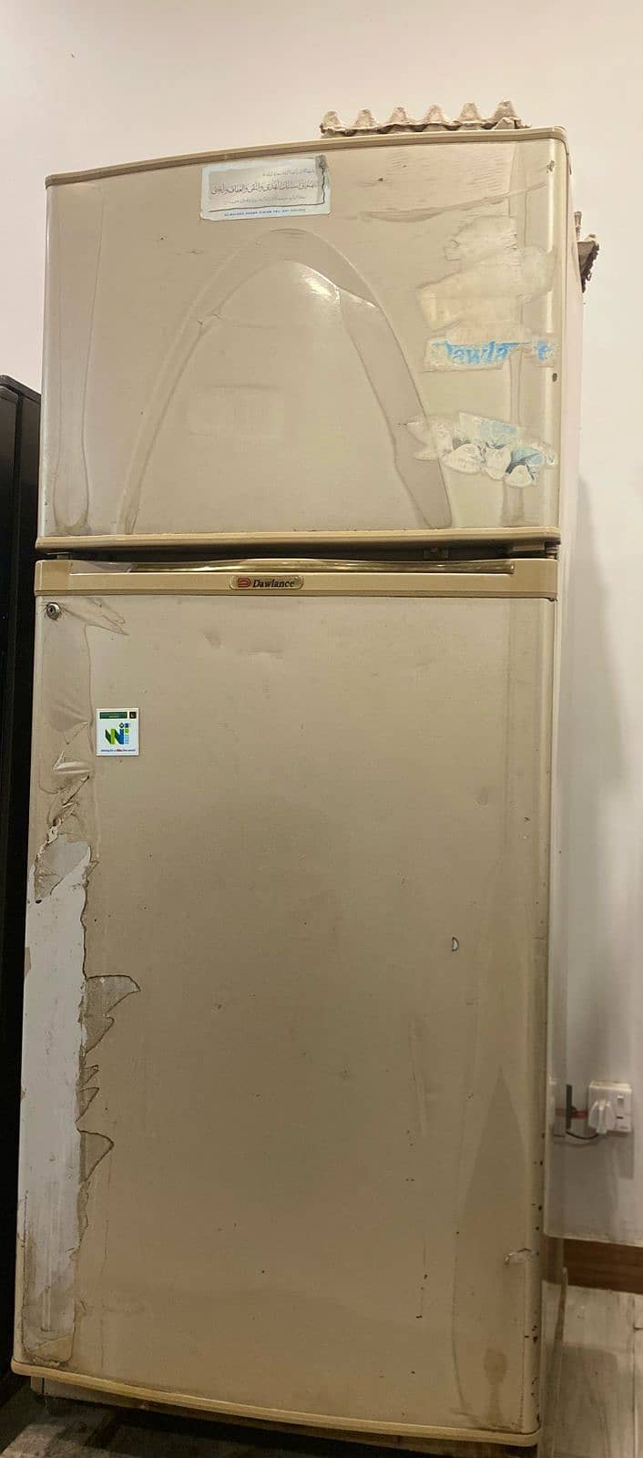 Fridge in working condition for sale 3