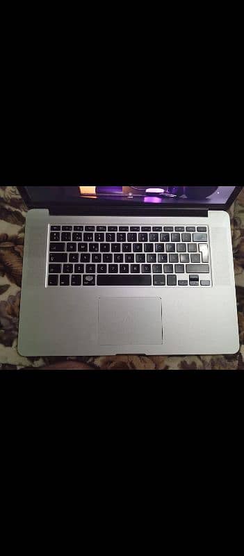 macbook pro 2014 15 inch 0