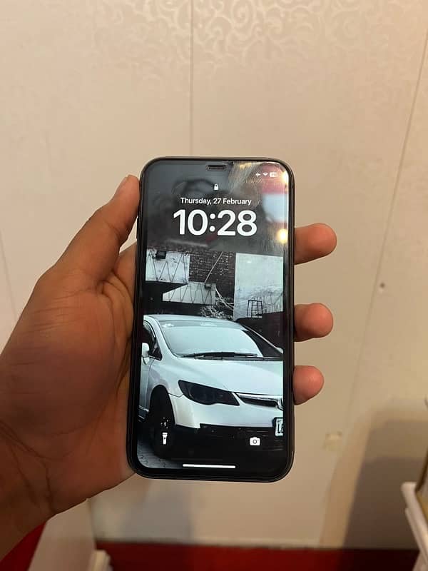 IPhone 11 64gb factory unlock 1