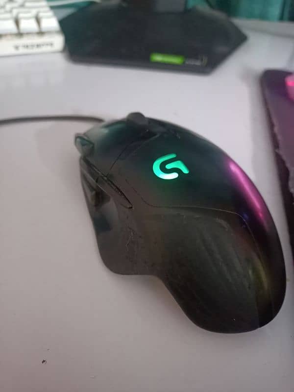 Logitech G402 1