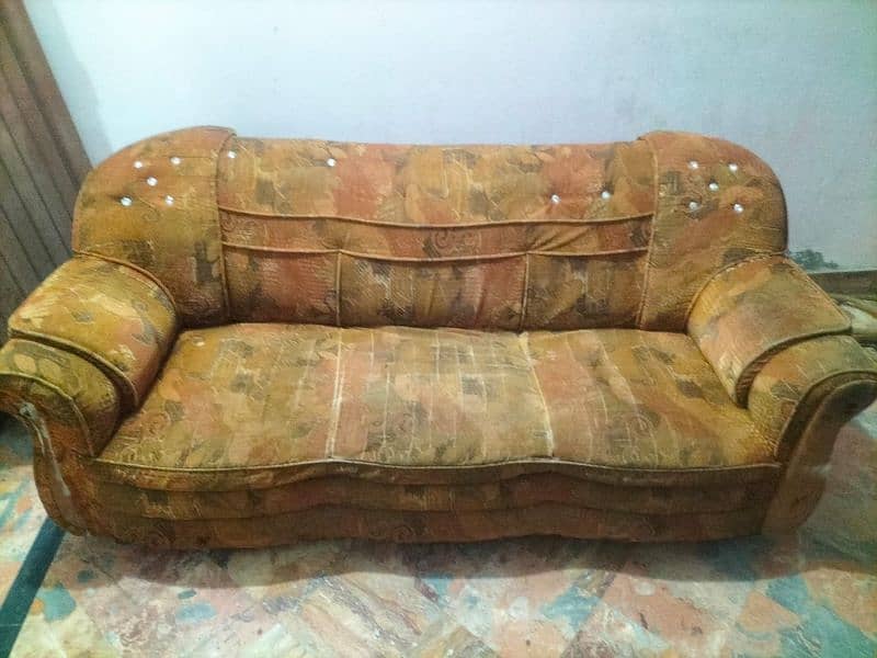 3 seater used sofa 1