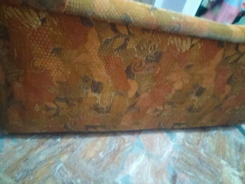 3 seater used sofa 5