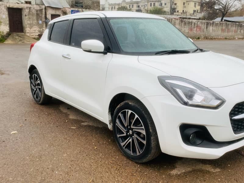 Suzuki Swift 2023 4