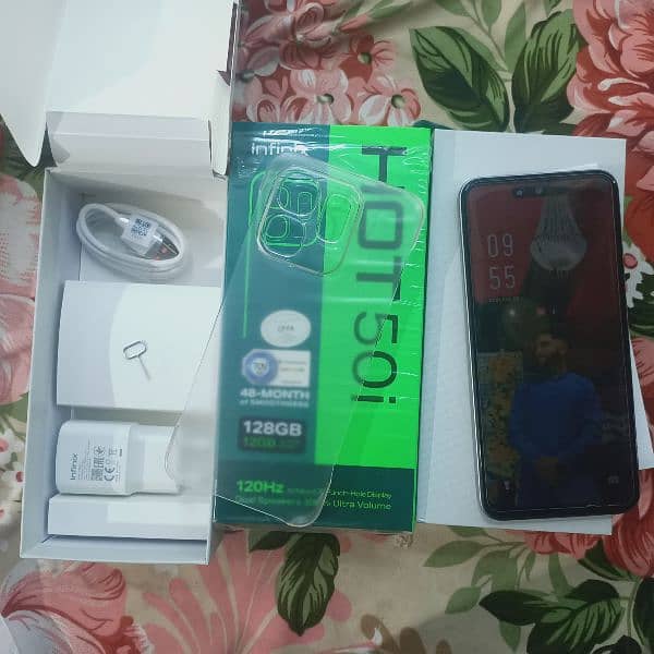 Infinix hot 50i 6/128 0