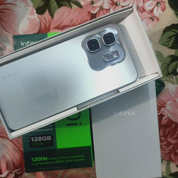 Infinix hot 50i 6/128 1