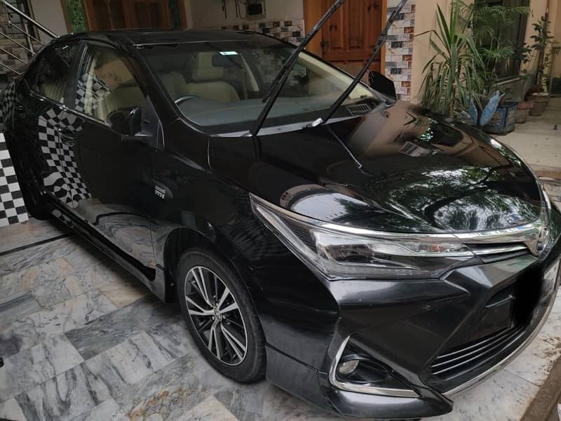 Toyota Corolla Altis Grande X CVT-i 1.8 Beige Interior 2022 2