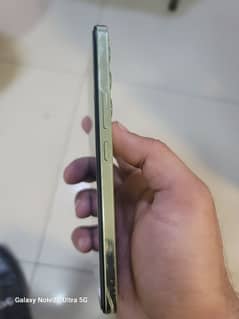 vivo Y100