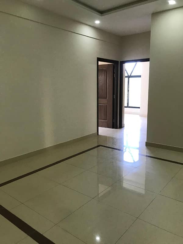 Three Bedrooms Apartment Available For Rent In Warda Hamna Residencia 16