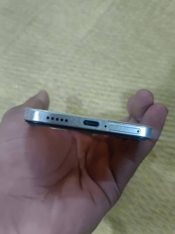 vivo v25e all okay no fault 9/10 condition 2