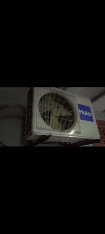 Dawlance fridge and Hair Ac 1.5 ton non inverter for sale 3