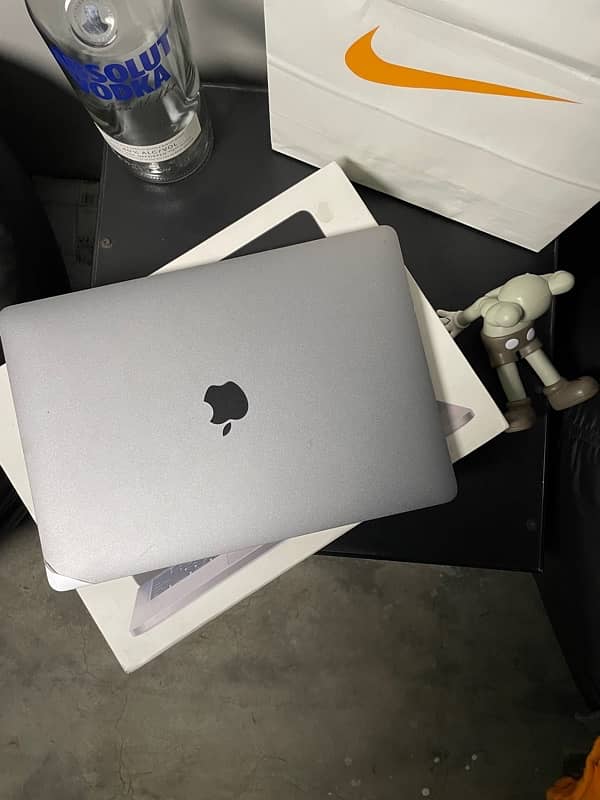 Macbook Pro M1 2020 - 8GB RAM - 256GB SSD 3