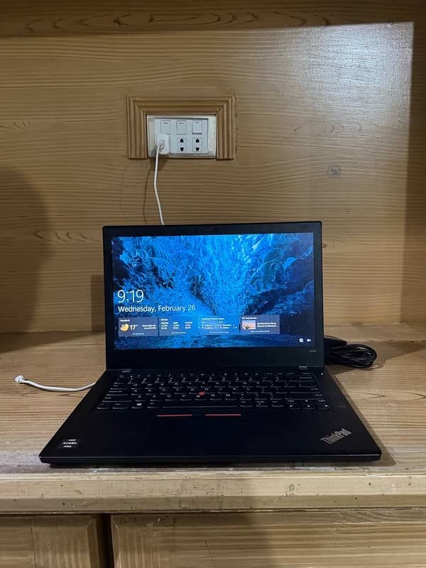 Amd ryzen pro 2500u w\ Radeon vega mobile gfx 2.00ghz 1